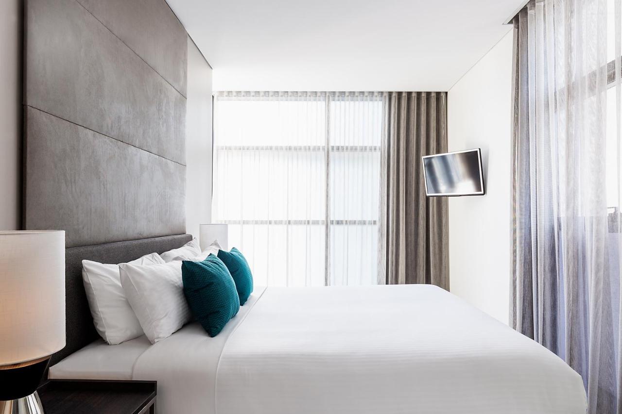 เฟรเซอร์ สวีท ซิดนีย์ Aparthotel ภายนอก รูปภาพ A bedroom at the hotel