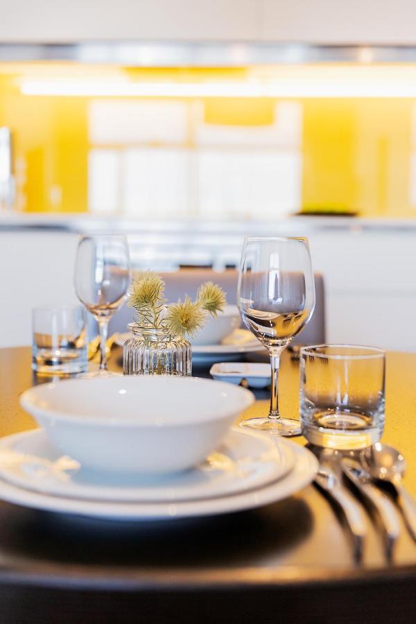 เฟรเซอร์ สวีท ซิดนีย์ Aparthotel ภายนอก รูปภาพ Tableware