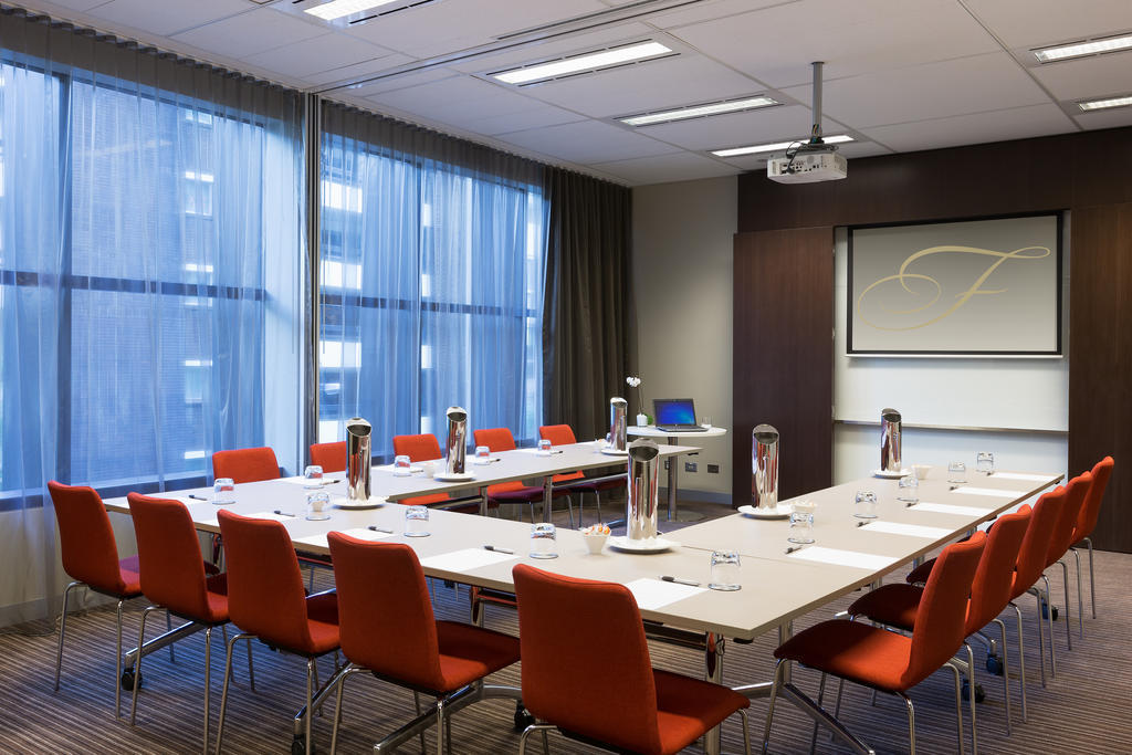 เฟรเซอร์ สวีท ซิดนีย์ Aparthotel ภายนอก รูปภาพ Meeting room